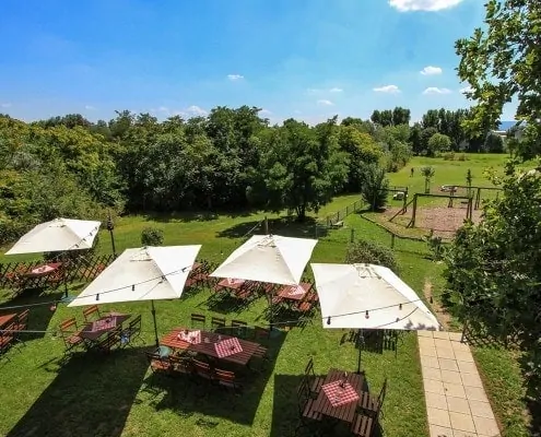 Heurigenbereich Heurigenbereich im Chadim