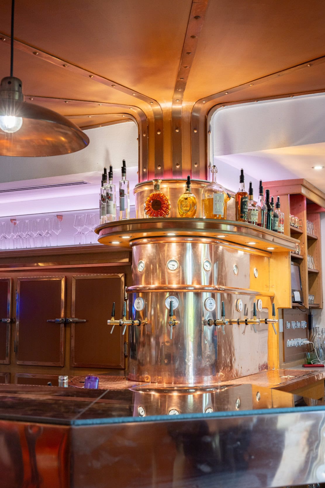 © Adrian Almasan | www.adrianalmasan.com