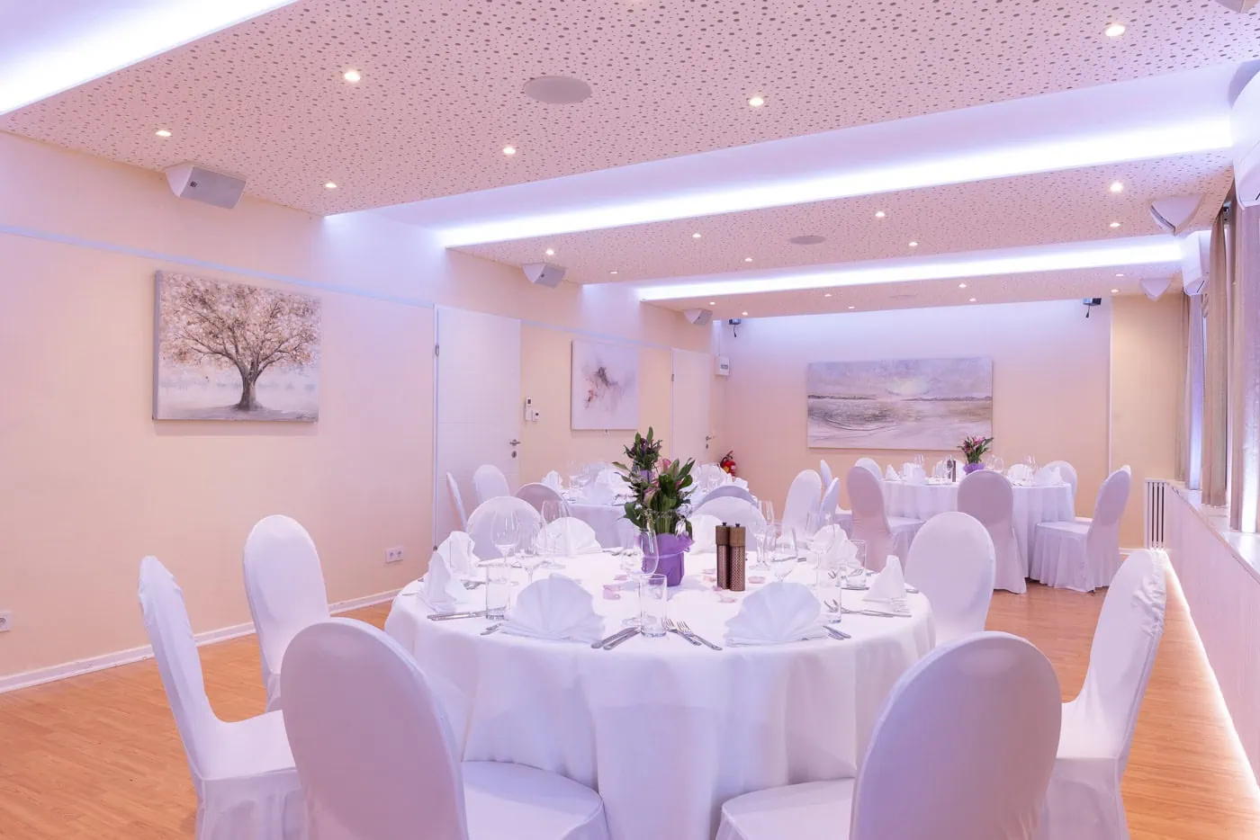 © Adrian Almasan | www.adrianalmasan.com