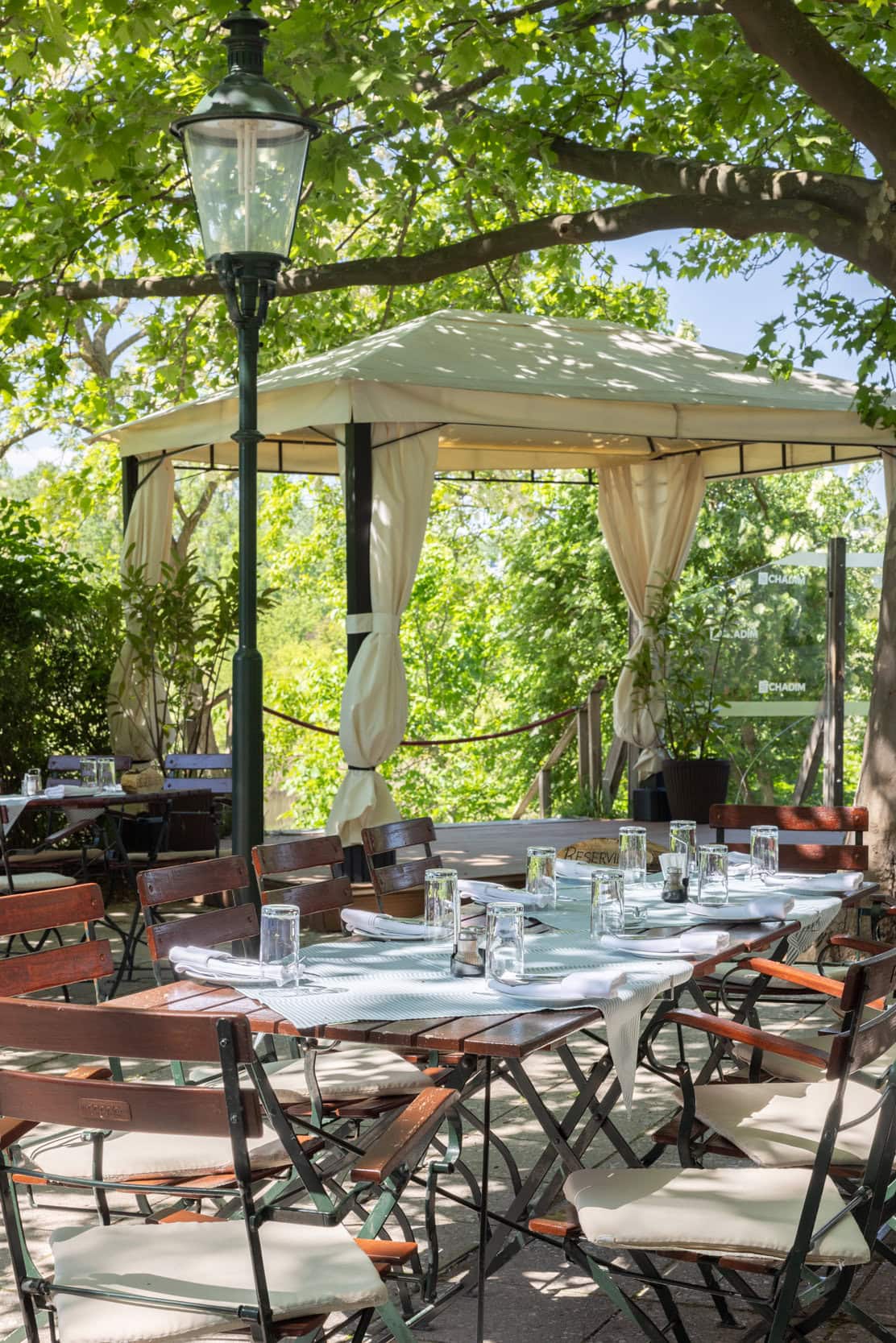 © Adrian Almasan | www.adrianalmasan.com