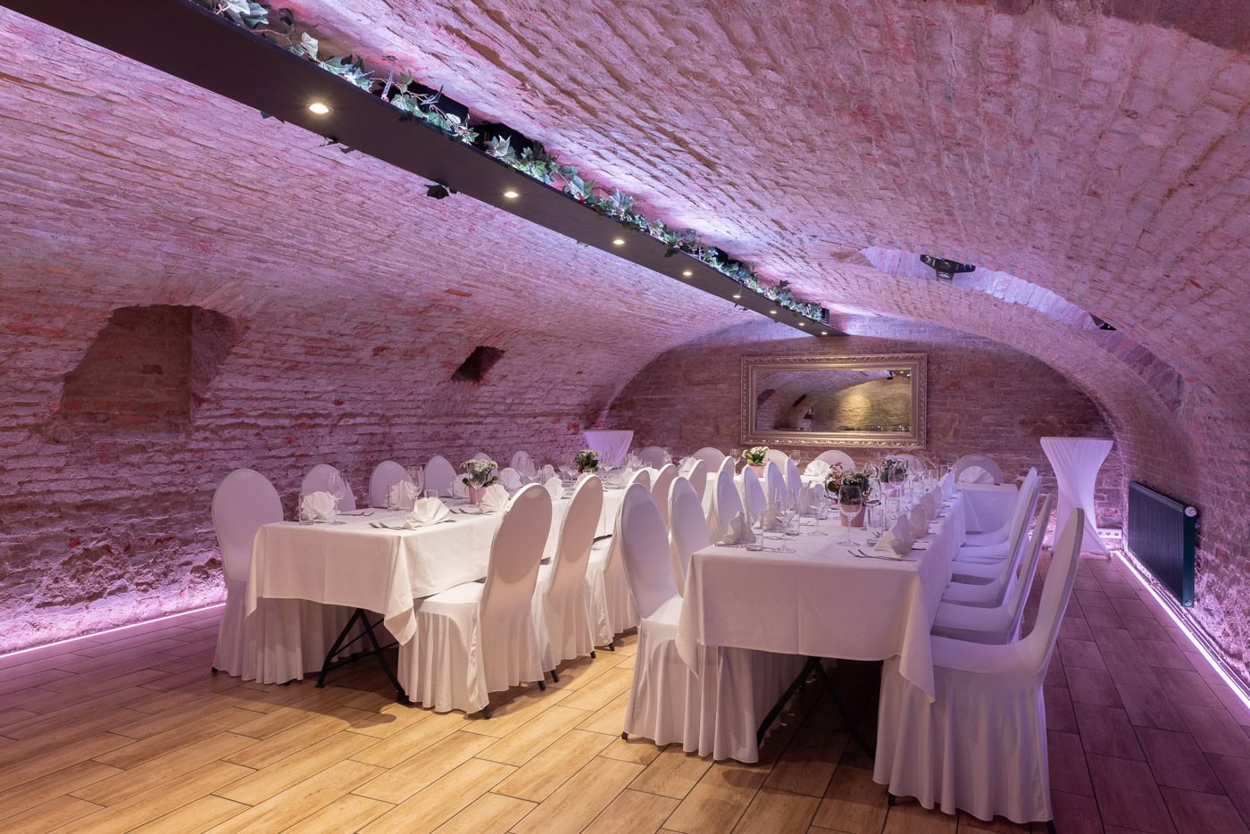 © Adrian Almasan | www.adrianalmasan.com